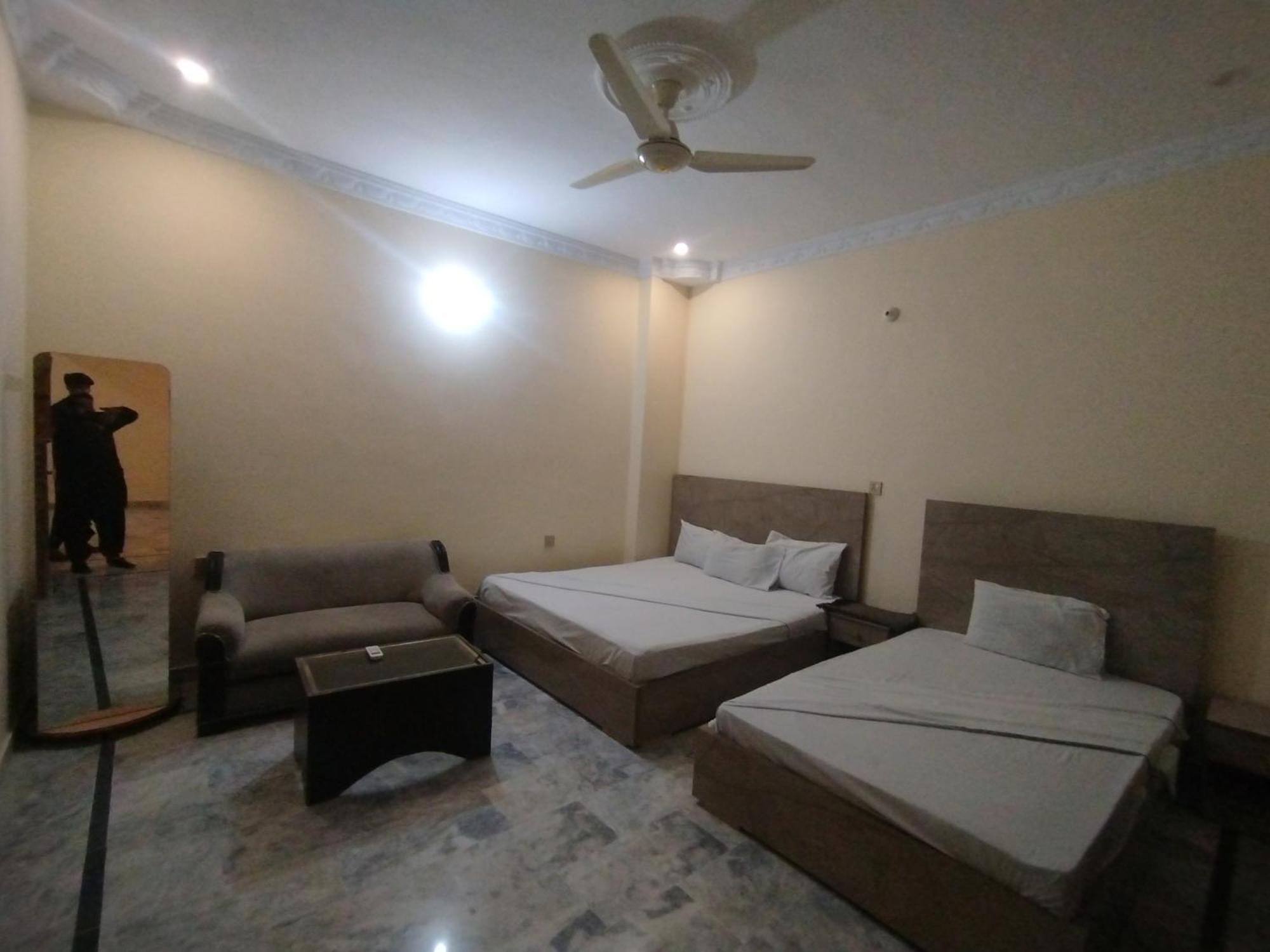 Hotel Crown Plaza, Near Karachi Airport, Darul Sehat Hospital, Dow, Agha Khan And Liaqat Hospital Luaran gambar